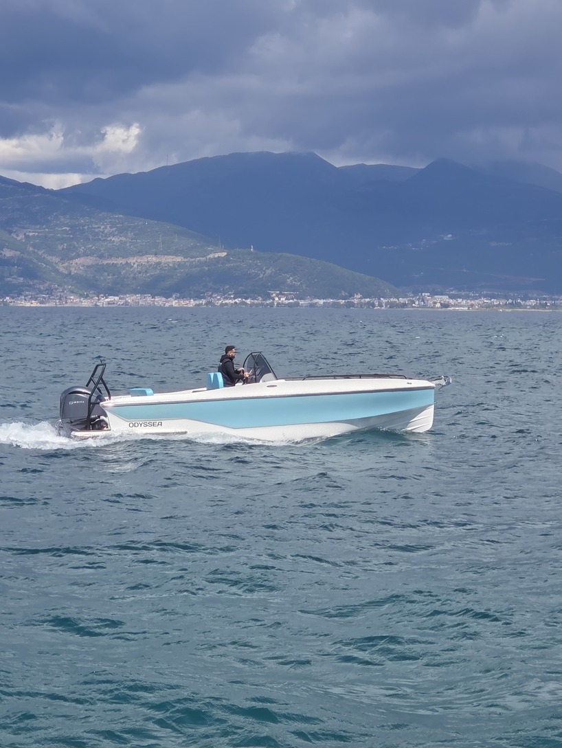 Odyssea 750c